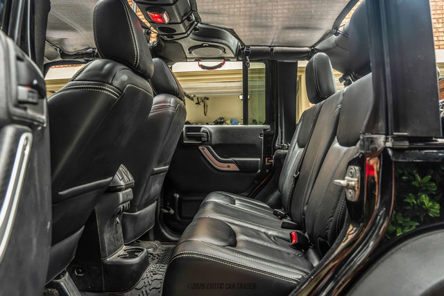 Used 2014 Jeep Wrangler Unlimited Rubicon AWD/4WD image 25