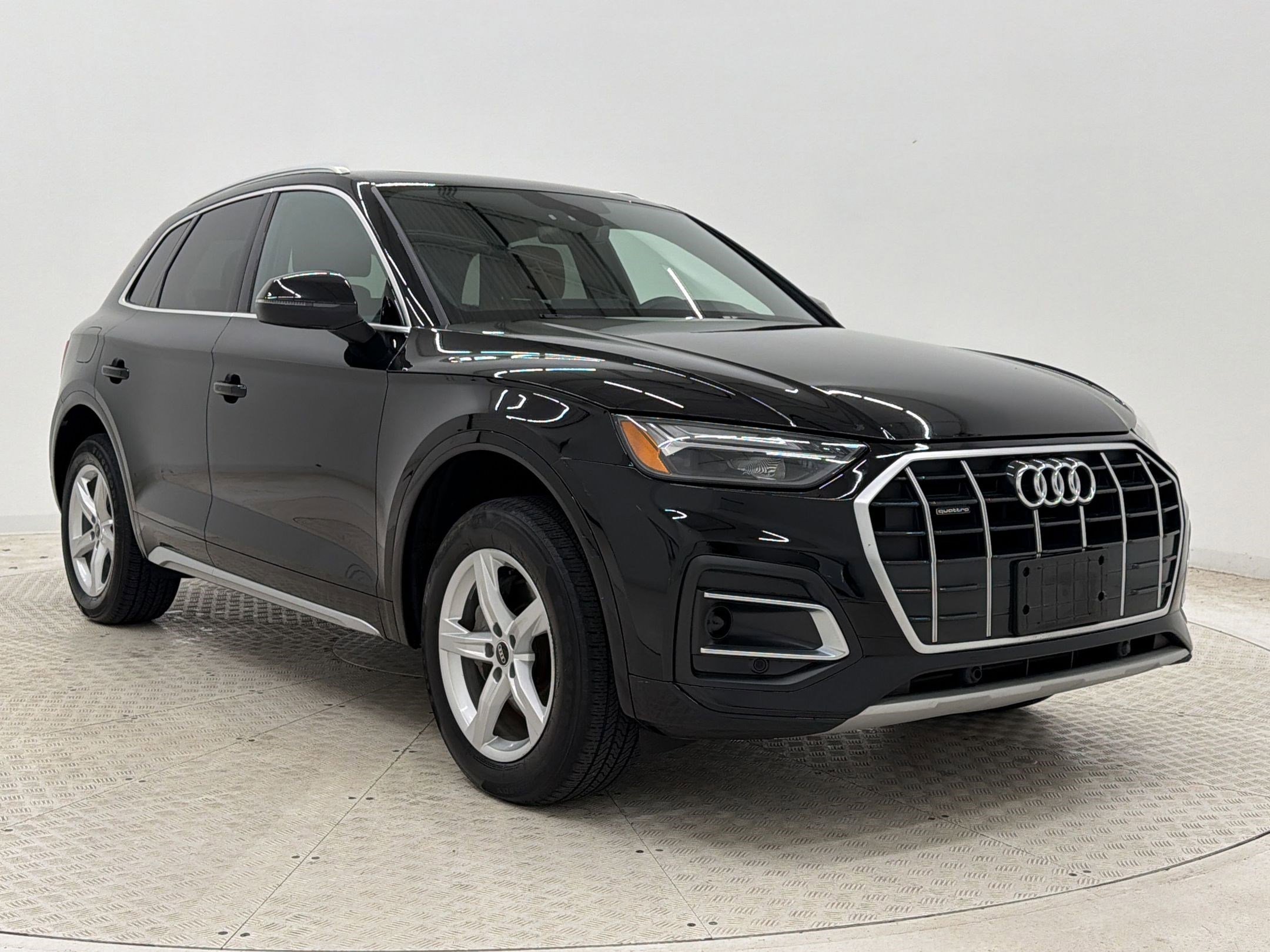 Used 2021 Audi Q5 2.0T Premium w/ Convenience Package AWD/4WD image 7