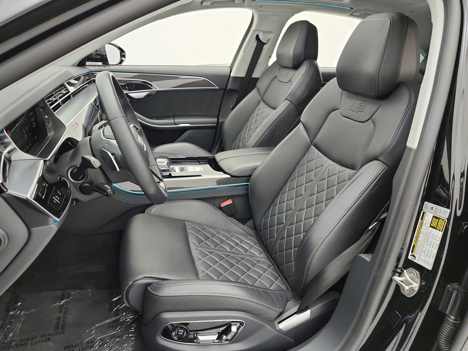 Used 2022 Audi S8 image 10