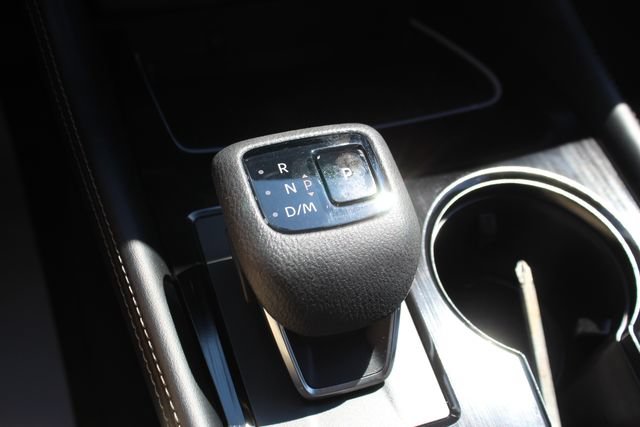 Used 2023 Nissan Rogue Platinum w/ Platinum Premium Package AWD/4WD image 21