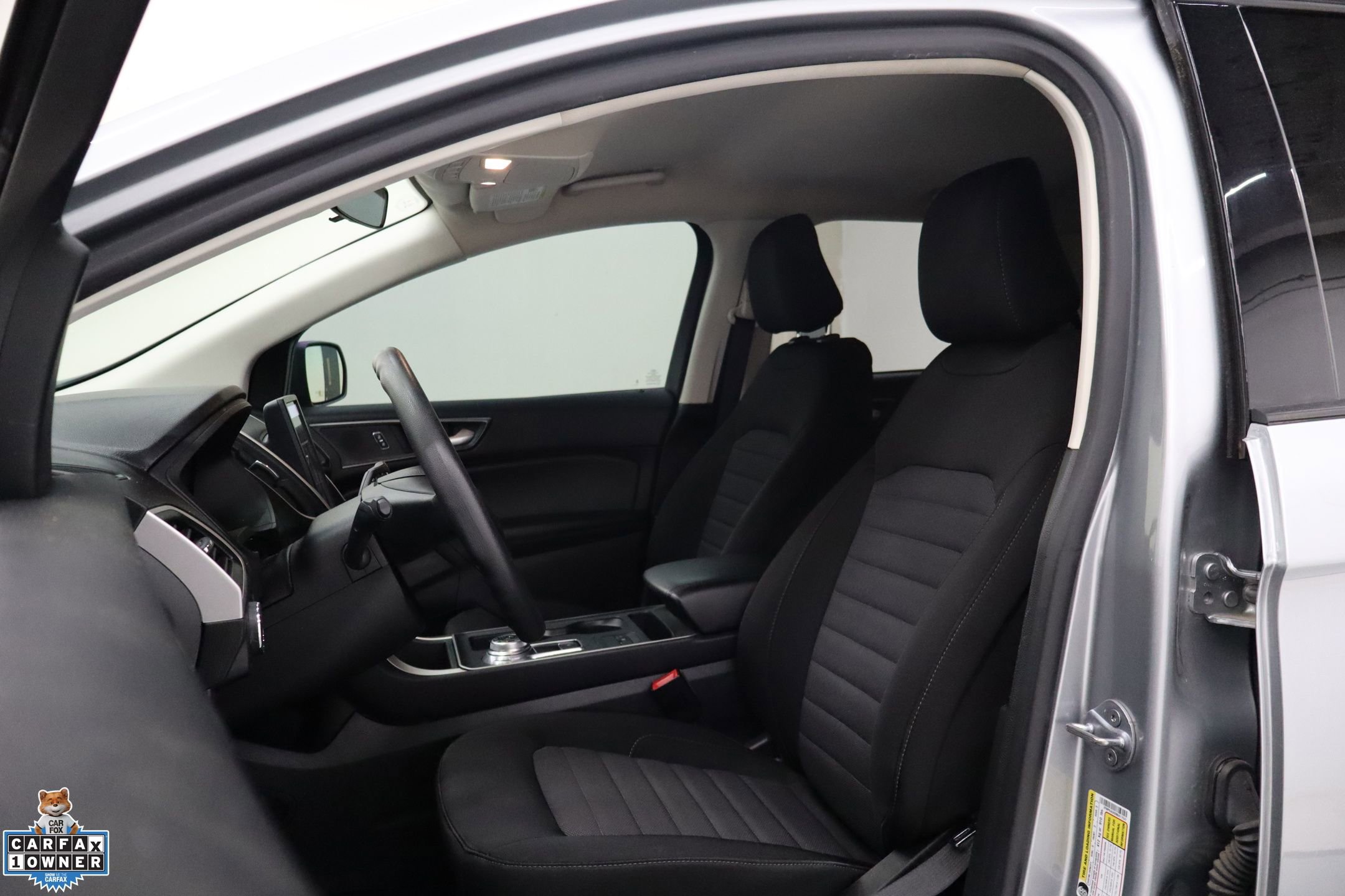 Used 2024 Ford Edge SE image 13