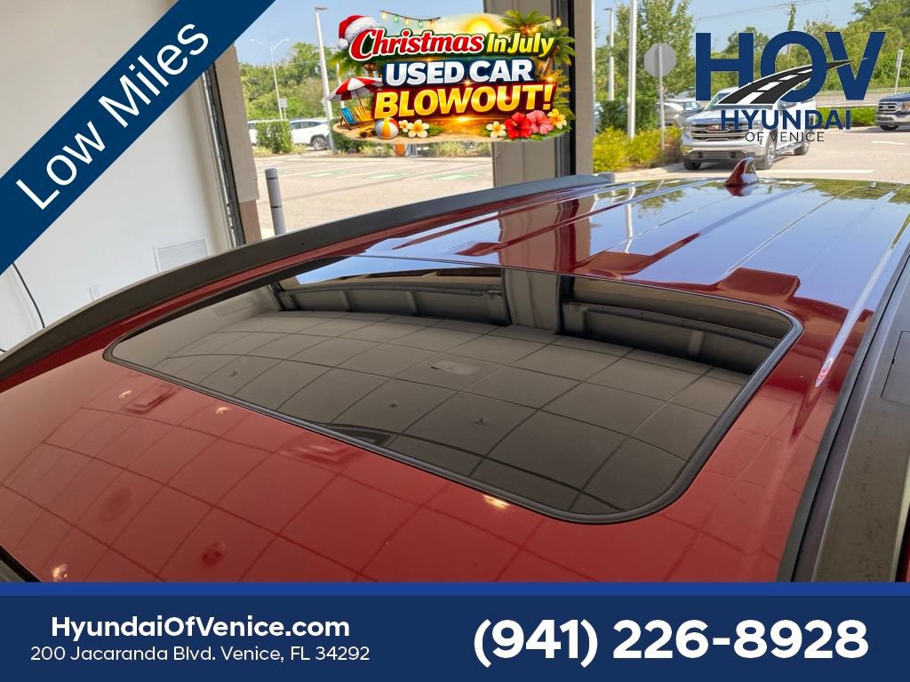 Used 2024 Toyota Corolla Cross LE w/ Moonroof Package FWD image 11