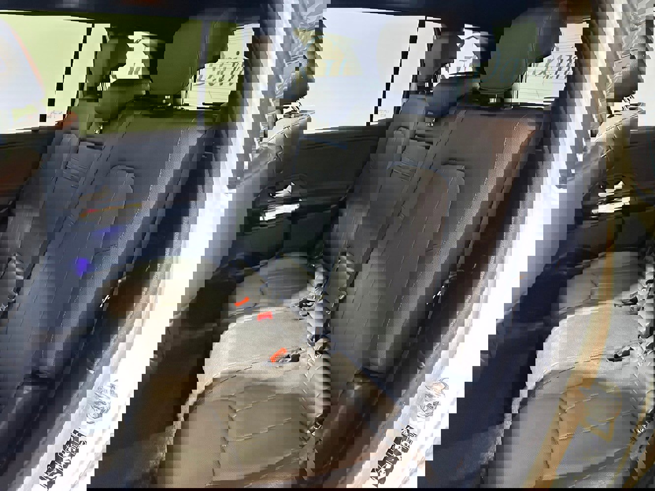 Used 2022 Mercedes-Benz GLB 250 4MATIC image 31