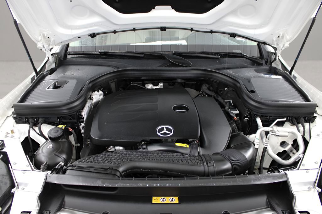 Used 2022 Mercedes-Benz GLC 300 image 39