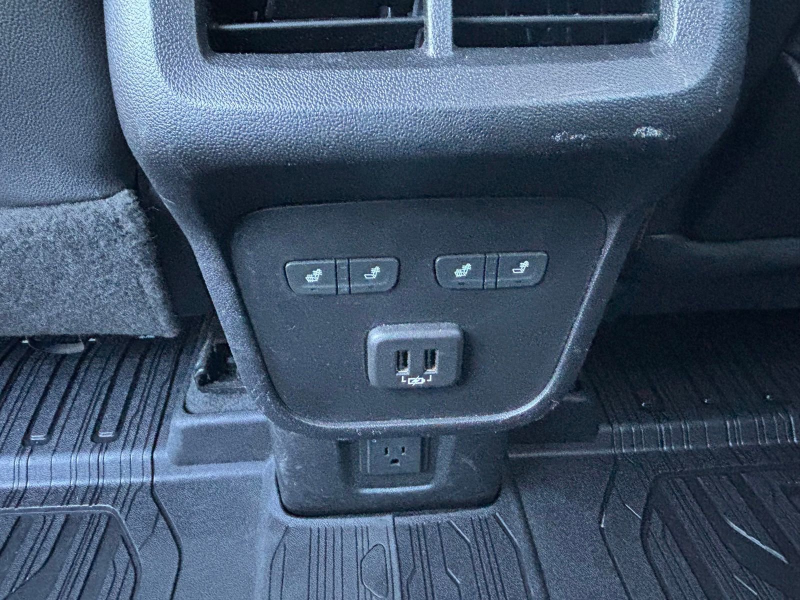 Used 2018 GMC Terrain Denali image 16