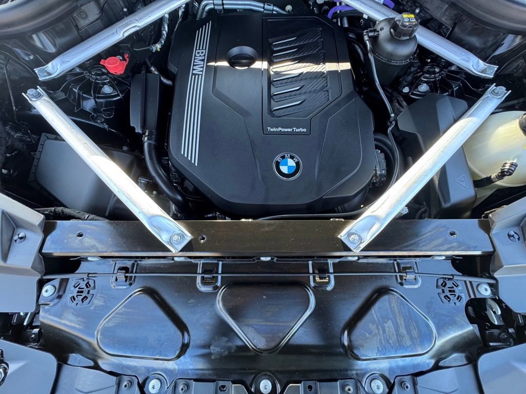 Used 2022 BMW X5 xDrive40i w/ Premium Package image 33