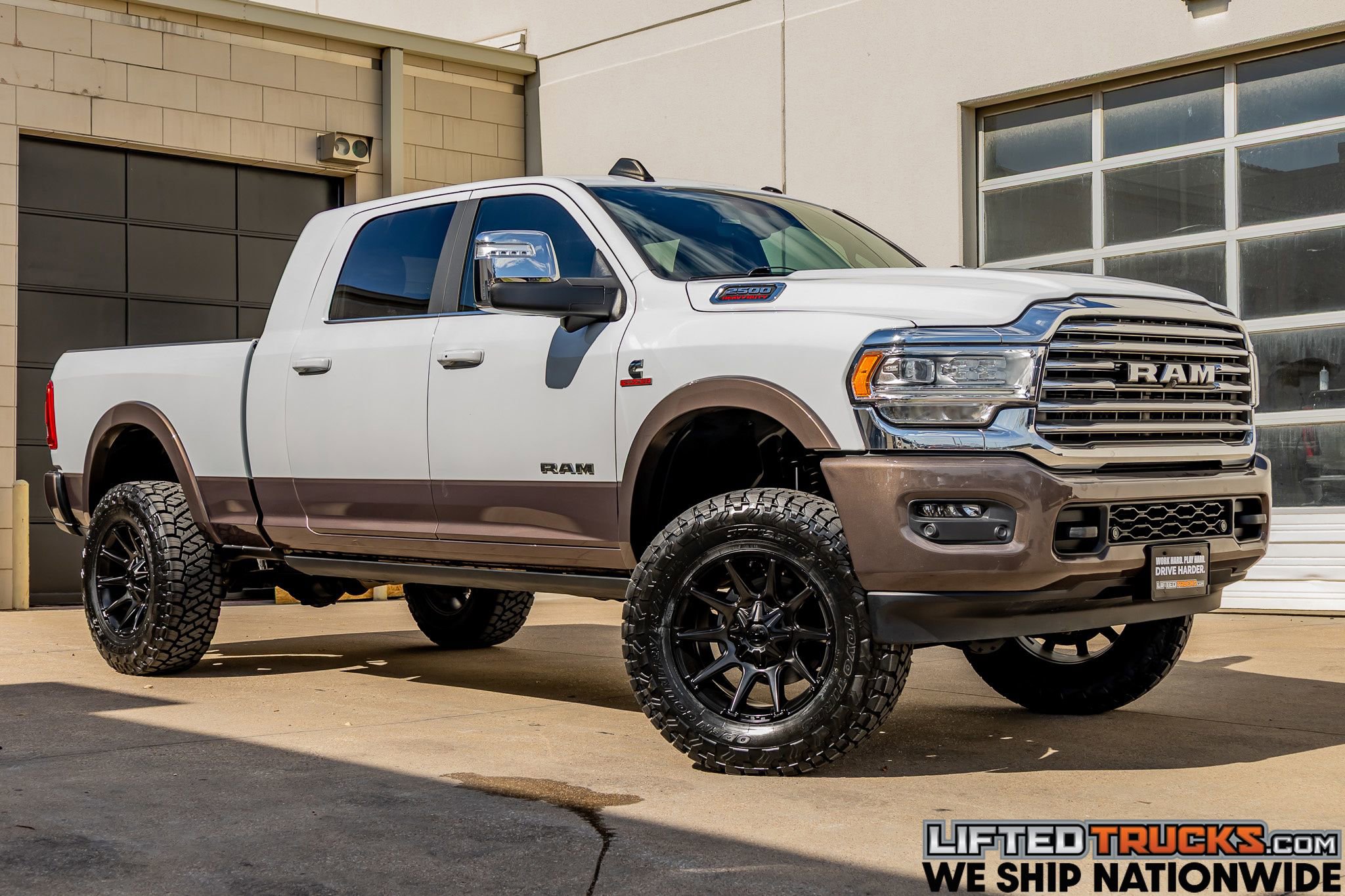 Used 2024 RAM 2500 Limited w/ Safety Group image 1