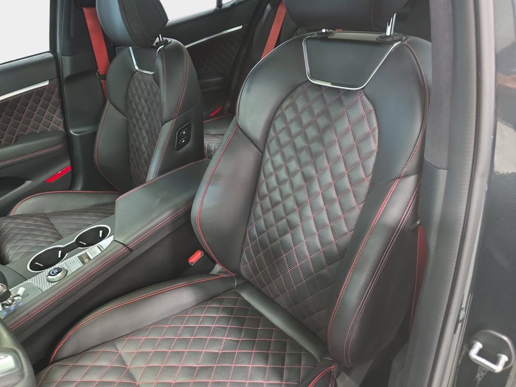 Used 2023 Genesis G70 3.3T w/ Sport Prestige Package AWD/4WD image 22