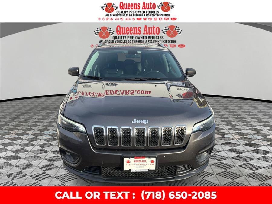 Used 2019 Jeep Cherokee Latitude Plus w/ Cold Weather Group image 1