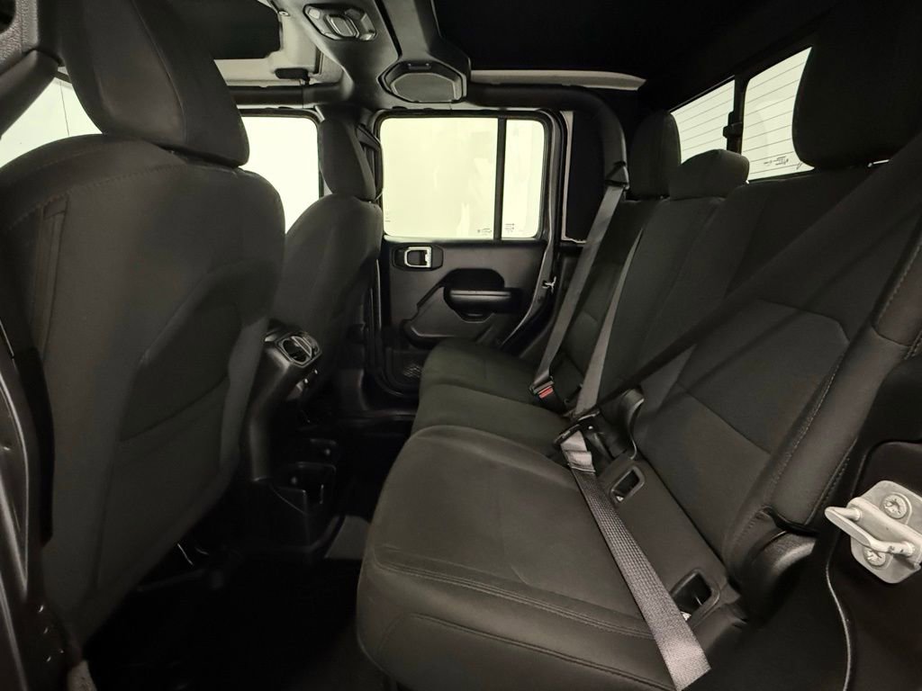 Used 2021 Jeep Gladiator Willys image 19