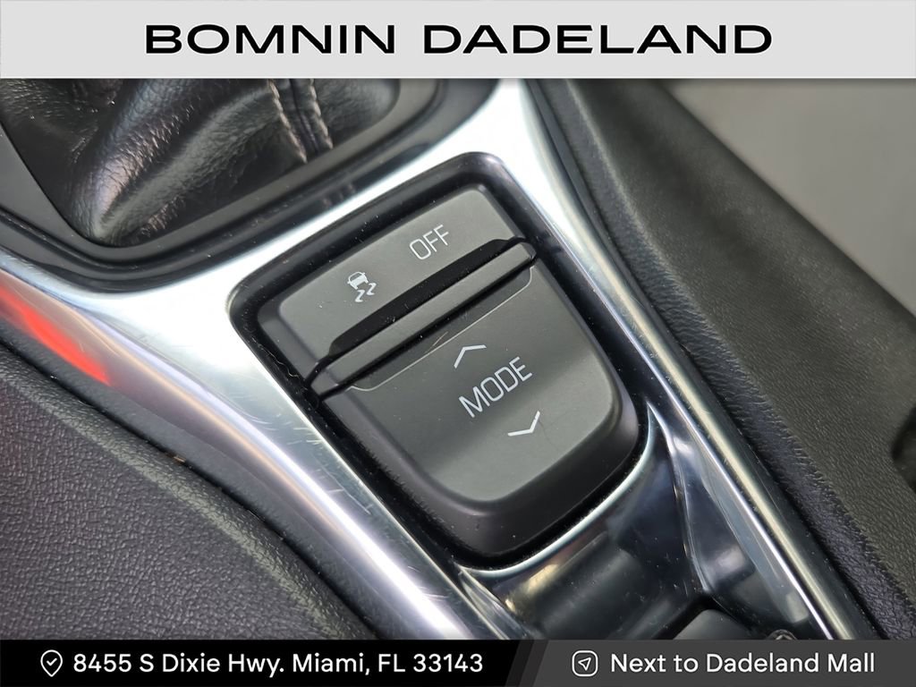 Used 2021 Chevrolet Camaro LT image 23