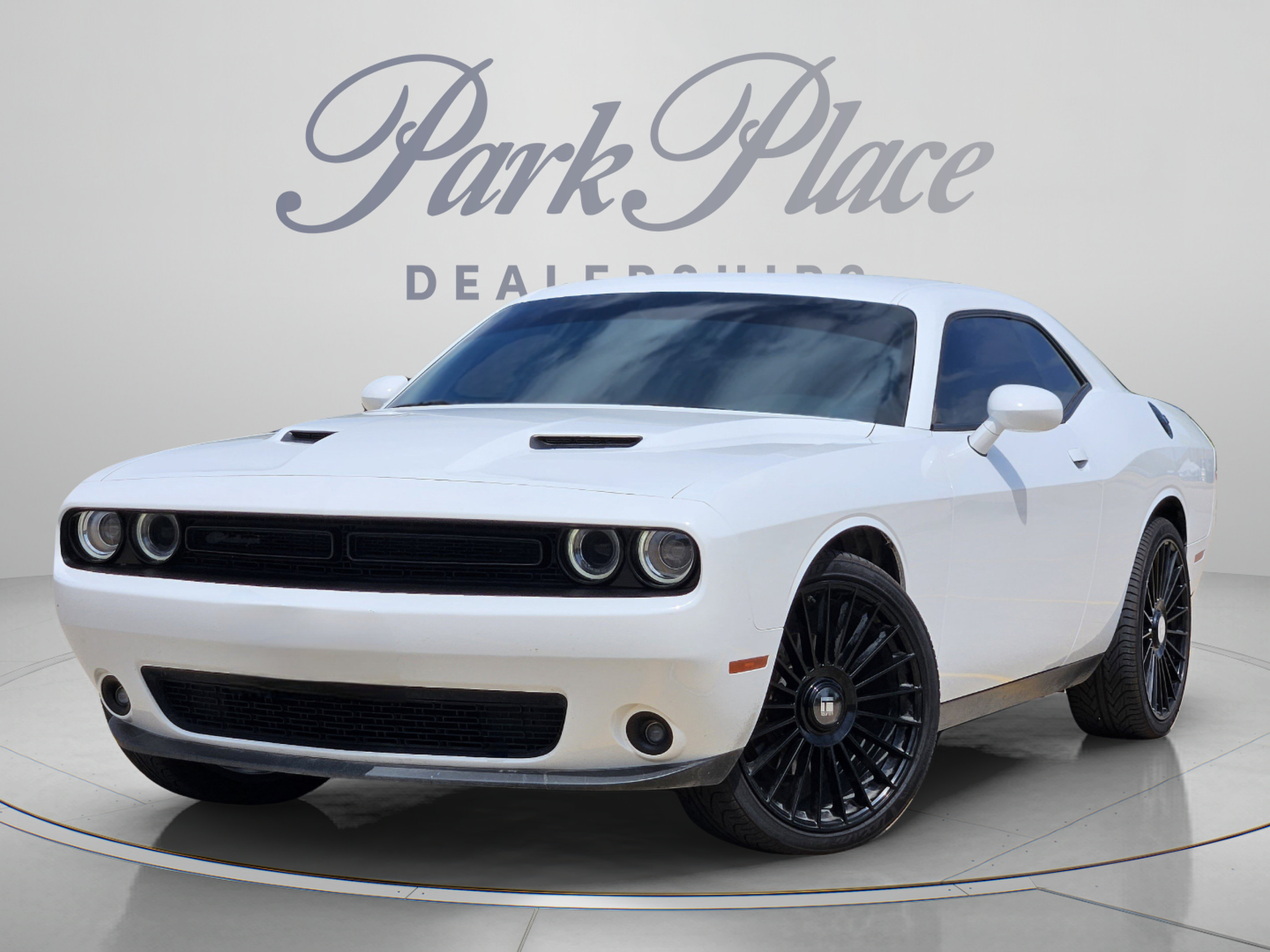 Used 2023 Dodge Challenger SXT w/ Blacktop Package AWD/4WD video 1