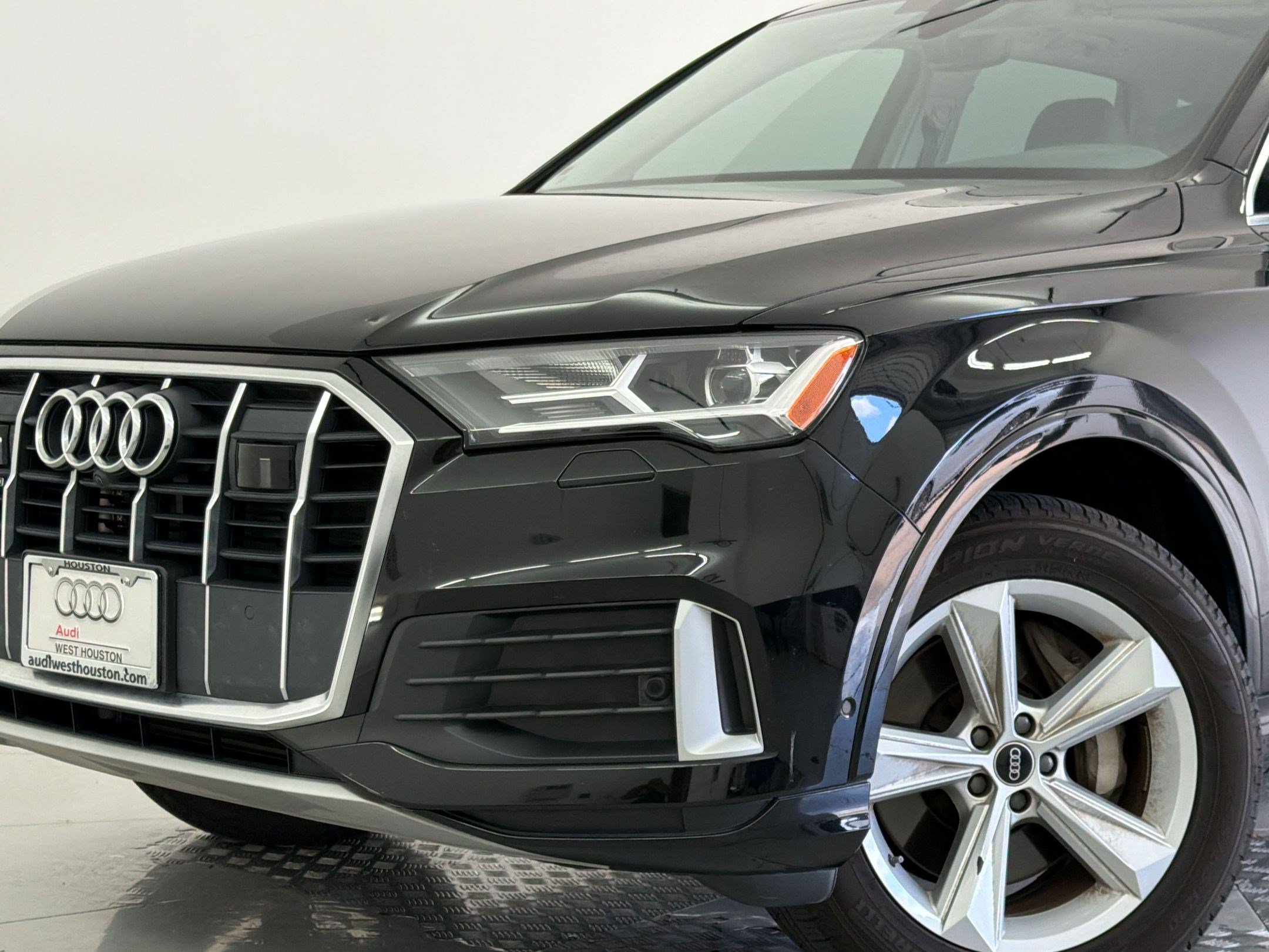 Used 2024 Audi Q7 2.0T Premium w/ Convenience Package AWD/4WD image 26