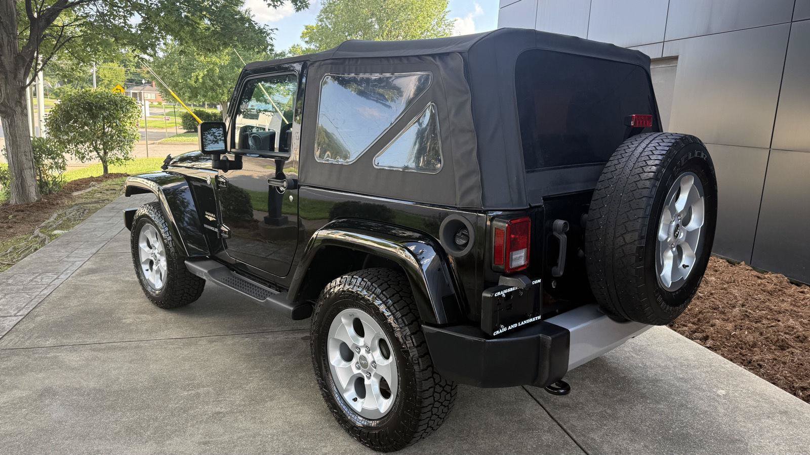 Used 2014 Jeep Wrangler Sahara w/ Connectivity Group AWD/4WD image 8