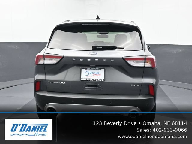 Used 2022 Ford Escape Titanium AWD/4WD image 5