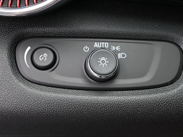 New 2026 Chevrolet Trax RS w/ Driver Confidence Package FWD image 31