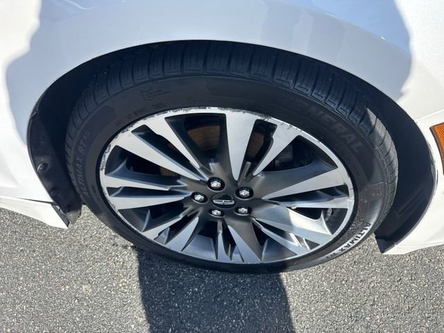 Used 2019 Lincoln MKZ Reserve image 12