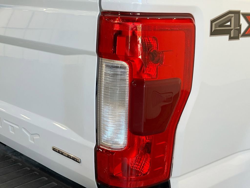 Used 2017 Ford F350 XL image 40