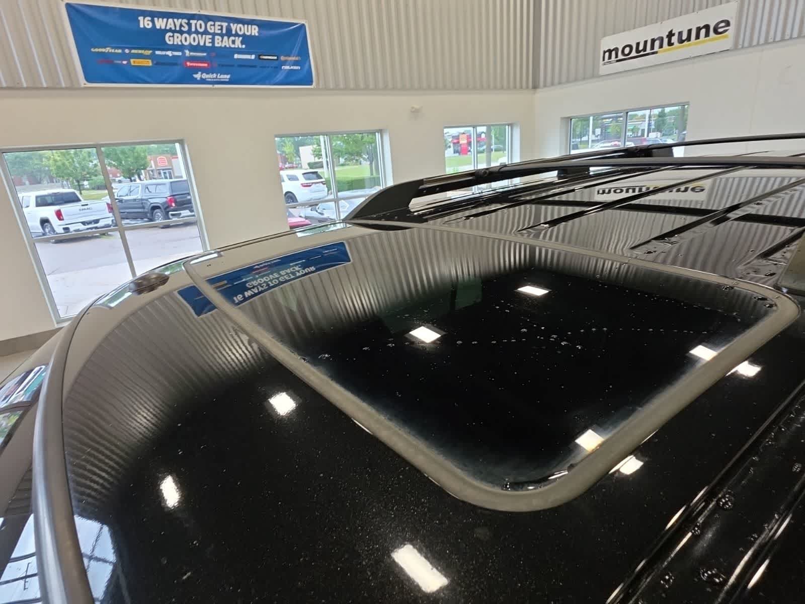Used 2013 Ford Expedition Limited AWD/4WD image 18
