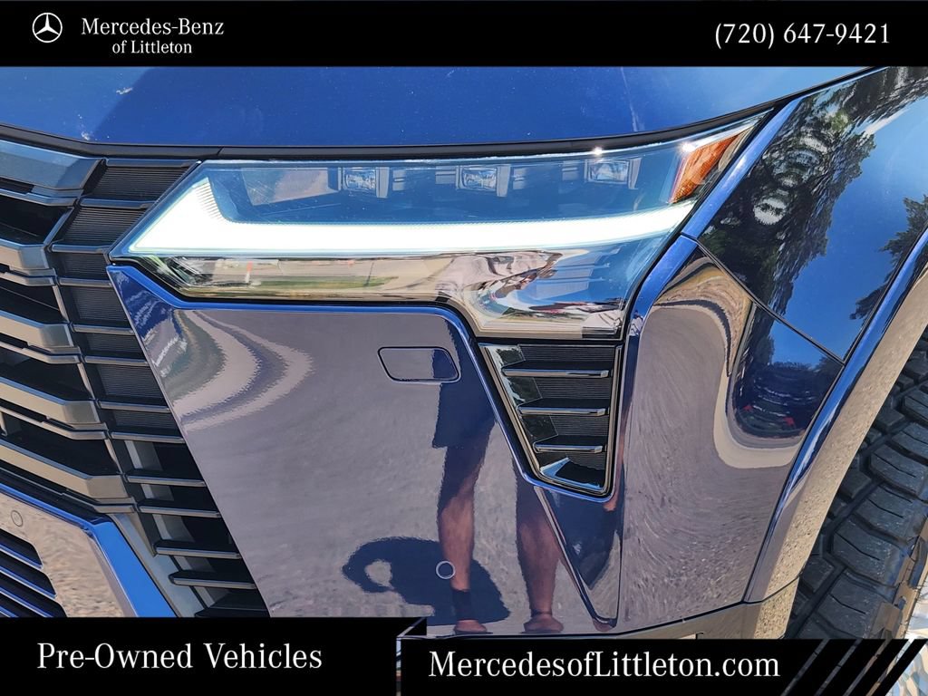 Used 2024 Lexus GX 550 w/ Accessory Package (31) AWD/4WD image 8