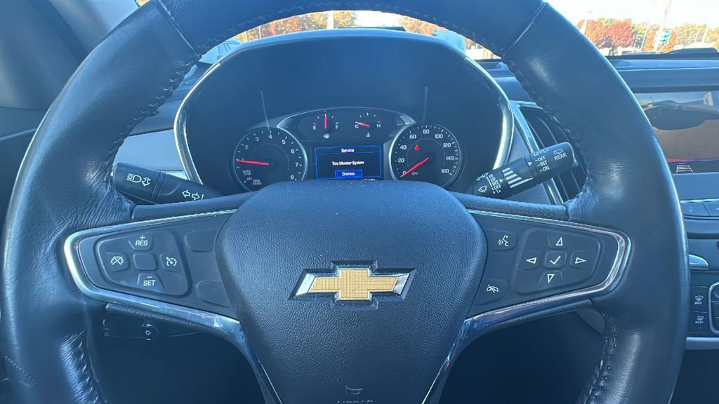 Used 2019 Chevrolet Equinox LT image 25