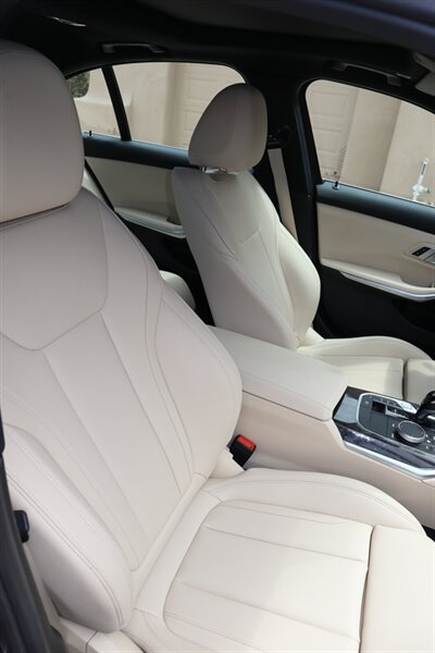 Used 2021 BMW 330e w/ Convenience Package RWD image 26