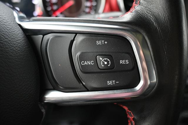 Used 2021 Jeep Gladiator Rubicon w/ Cold Weather Group AWD/4WD image 35