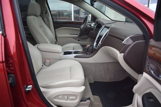 Used 2016 Cadillac SRX Performance w/ Driver Awareness Package image 47