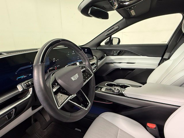 Certified 2024 Cadillac Lyriq Luxury RWD image 7