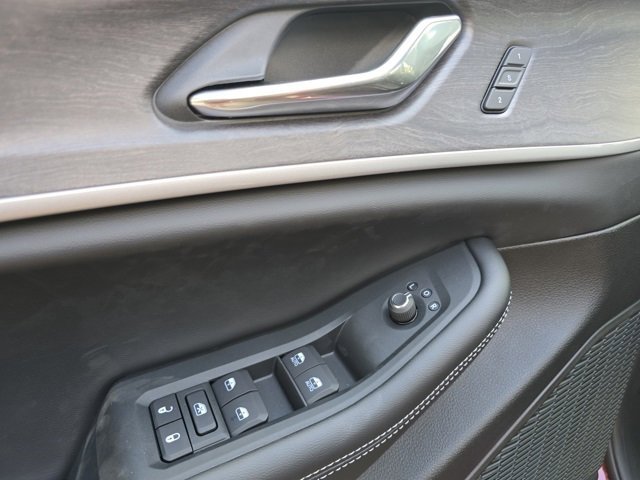 Used 2025 Jeep Grand Cherokee L Limited image 36