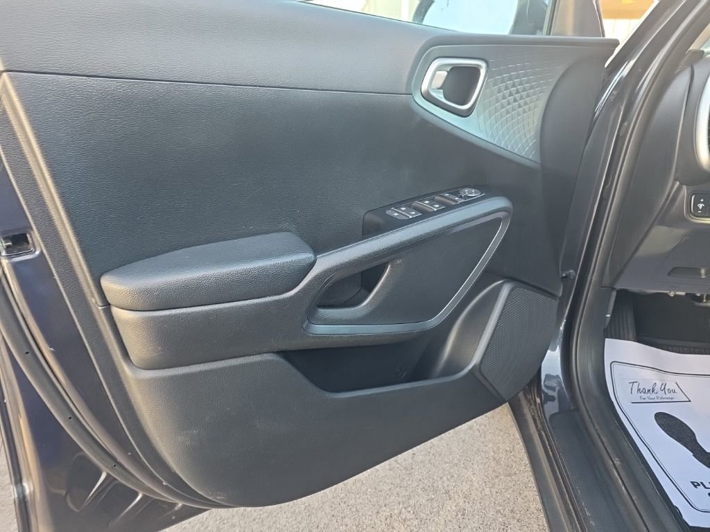 Used 2021 Kia Soul S image 14