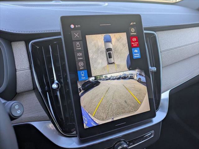 New 2026 Volvo XC90 B6 Plus w/ Protection Package Premier image 9