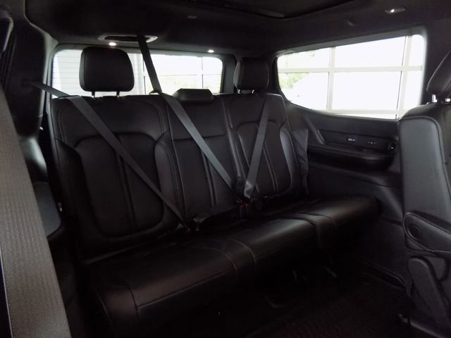 New 2026 Jeep Grand Wagoneer 4WD image 35