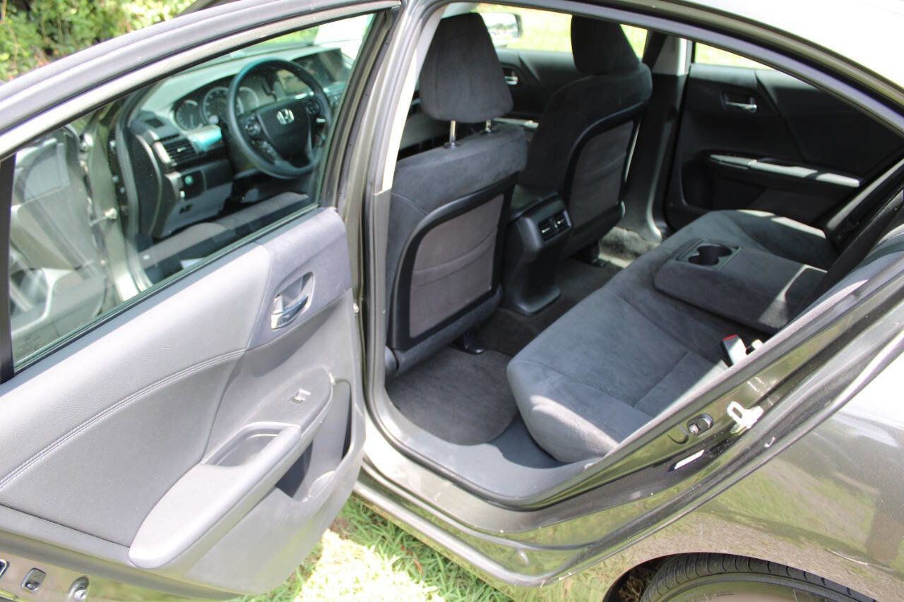 Used 2013 Honda Accord EX image 25