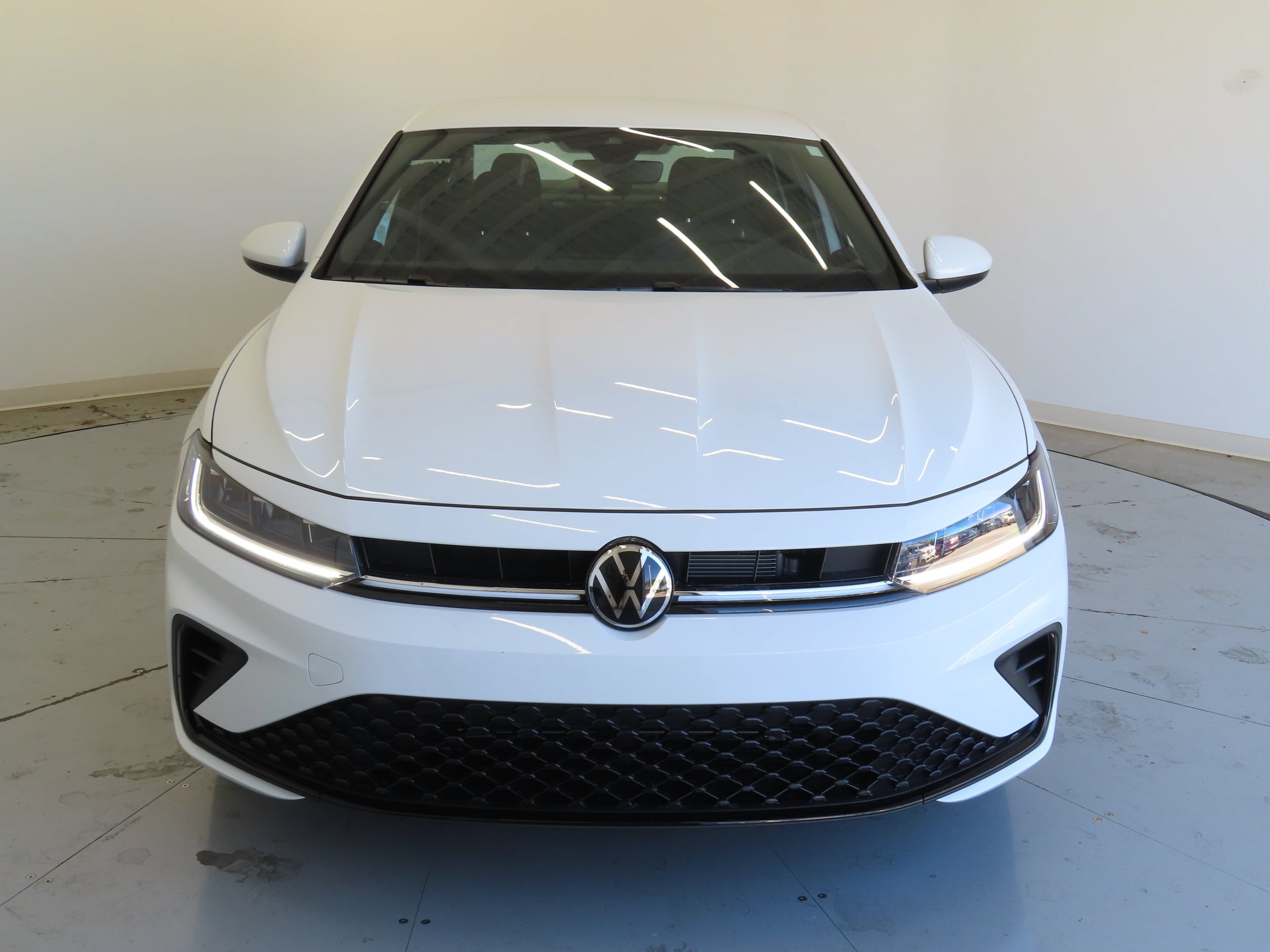 New 2026 Volkswagen Jetta Sport FWD image 9