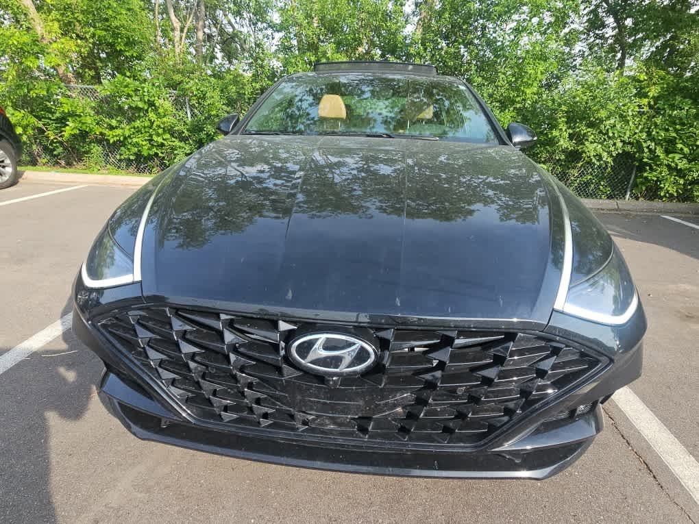 Used 2021 Hyundai Sonata Limited FWD video 2