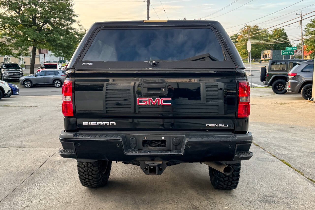 Used 2016 GMC Sierra 2500 Denali AWD/4WD image 4