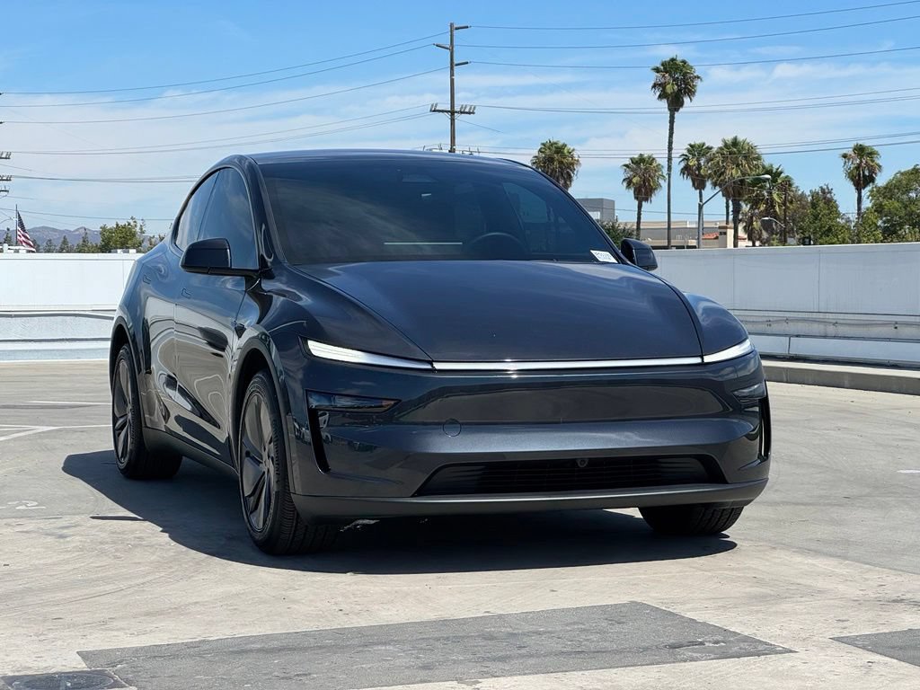 Used 2026 Tesla Model Y Long Range AWD/4WD image 17
