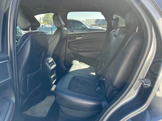 Used 2024 Ford Edge ST-Line image 11