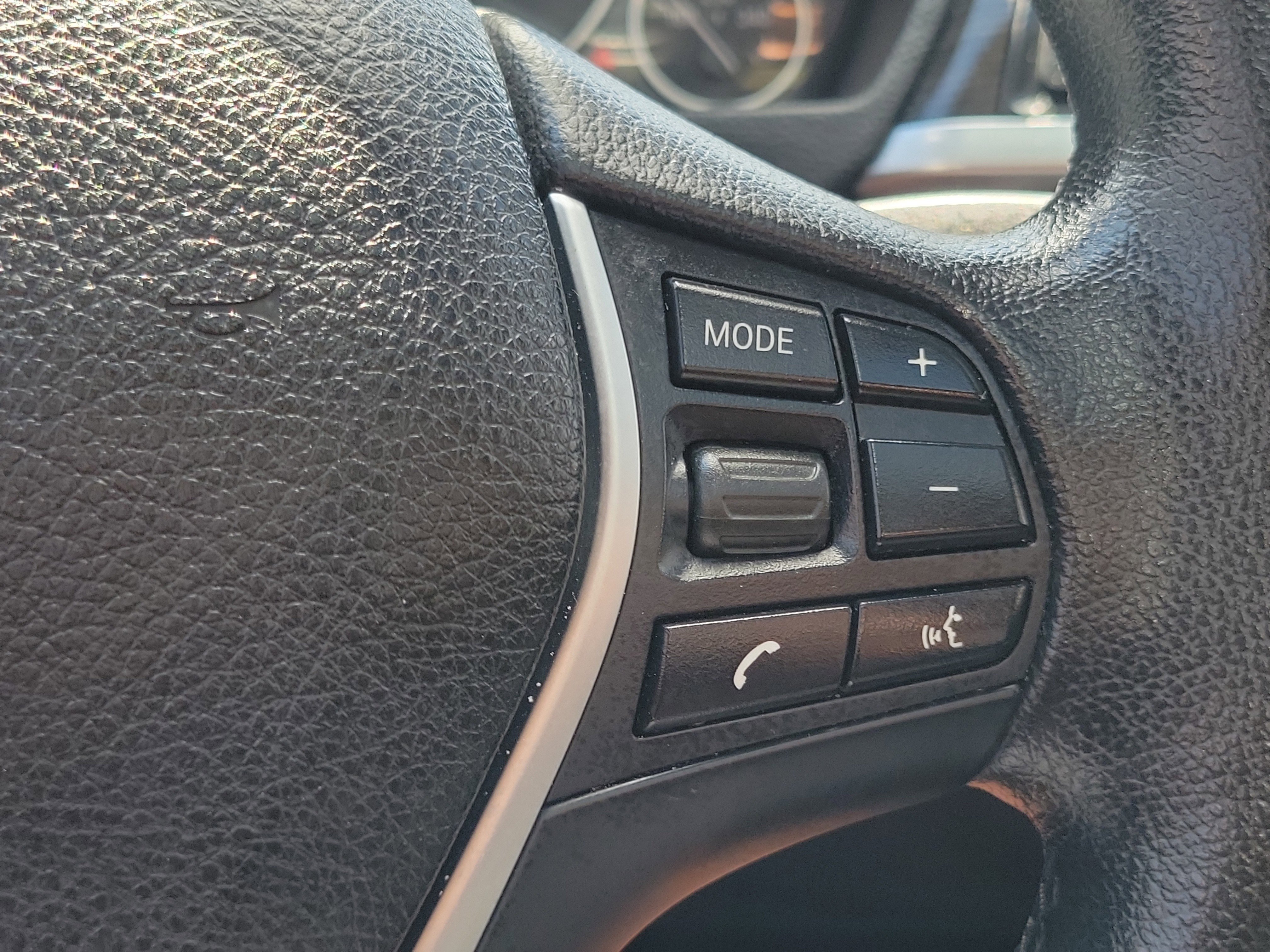 Used 2015 BMW 328i xDrive Sedan AWD/4WD image 23
