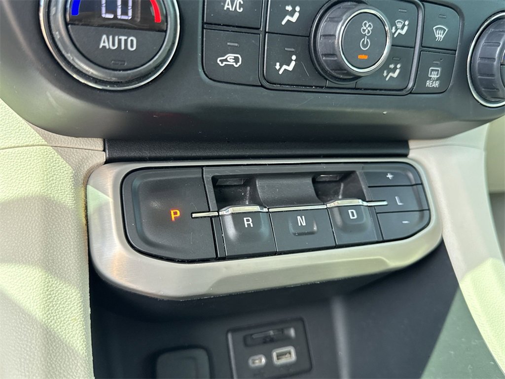 Used 2021 GMC Acadia Denali w/ Denali Technology Package image 26