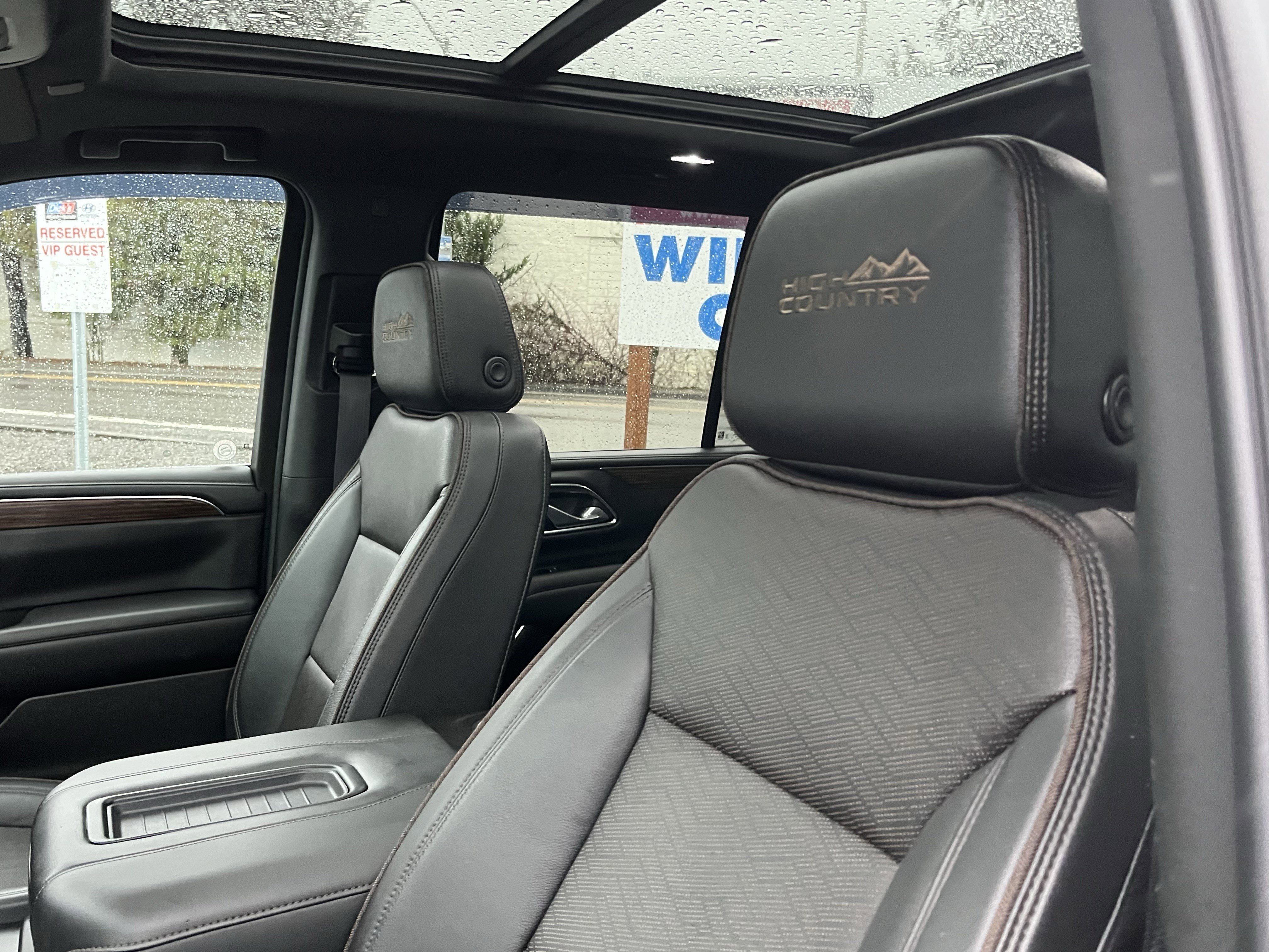 Used 2024 Chevrolet Tahoe High Country w/ Premium Package image 17