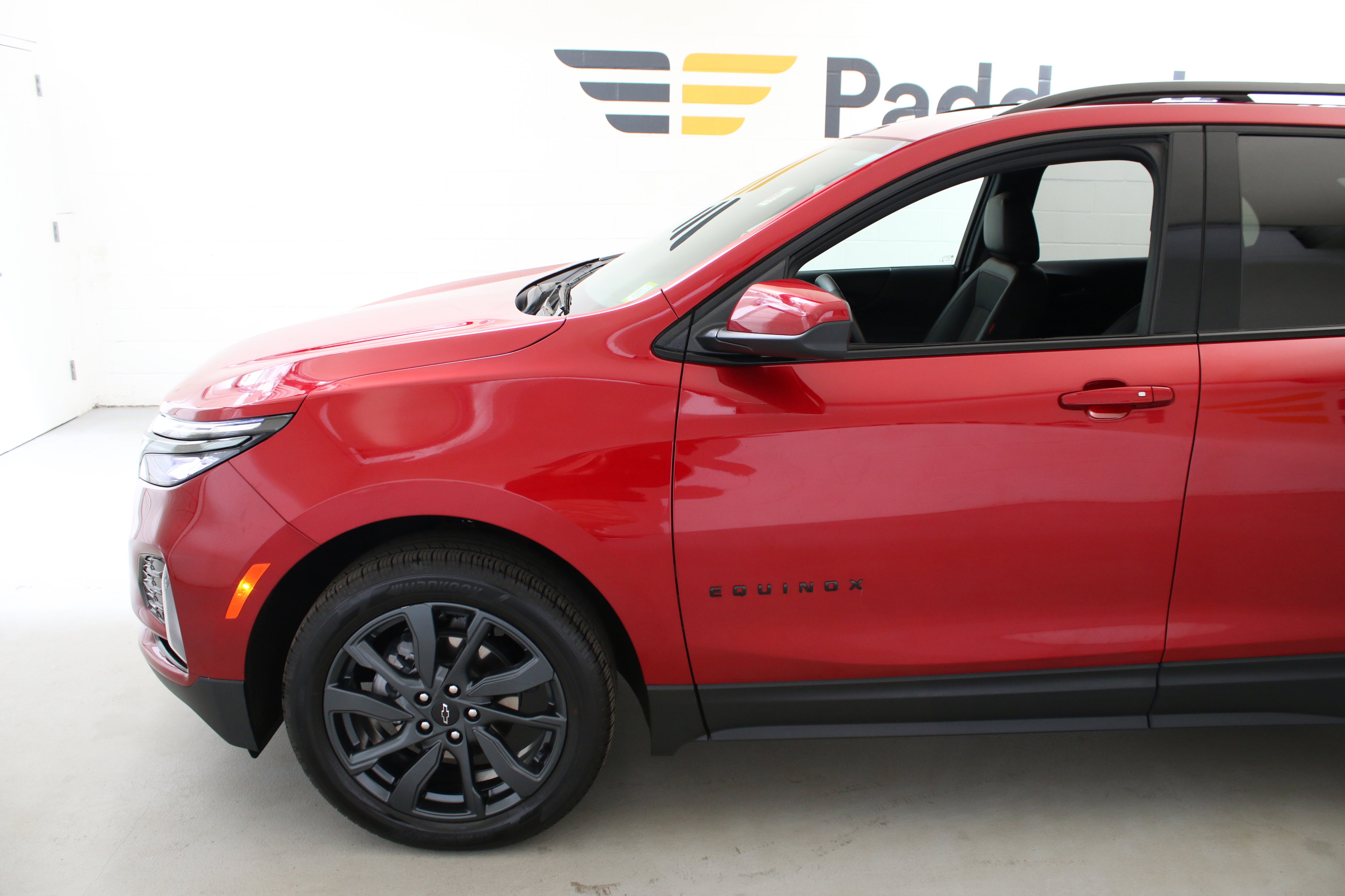 Used 2023 Chevrolet Equinox RS AWD/4WD image 4