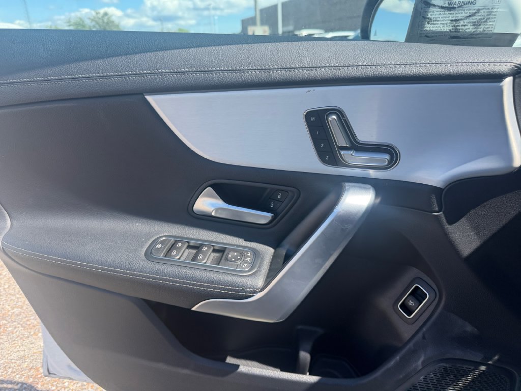 Certified 2025 Mercedes-Benz CLA 250 image 16