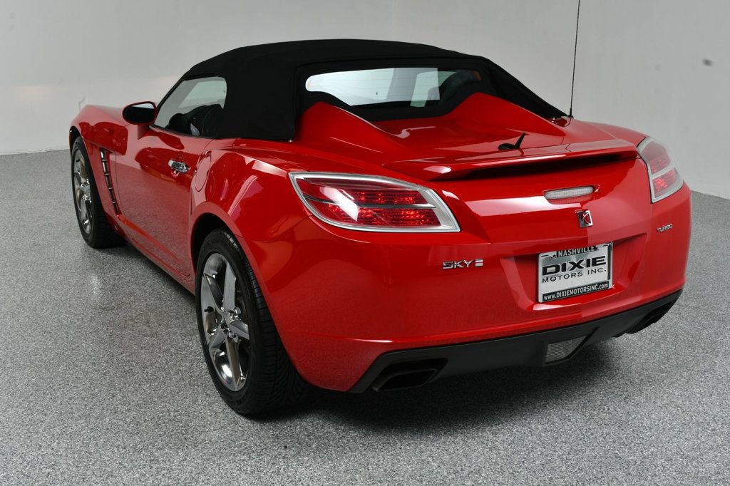 Used 2007 Saturn Sky Red Line RWD image 18