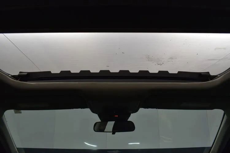Used 2025 Honda Accord SE image 19