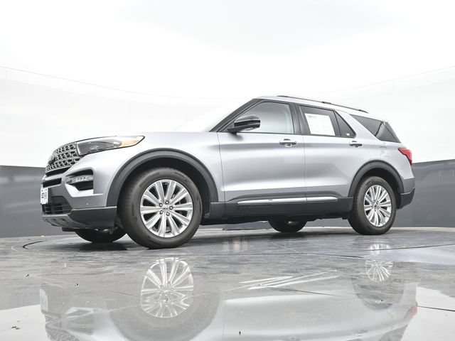 Used 2022 Ford Explorer Limited w/ Equipment Group 301A AWD/4WD image 60