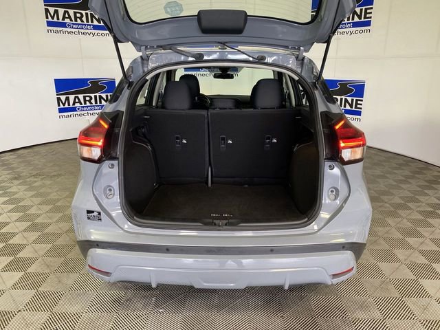 Used 2023 Nissan Kicks SV FWD image 29