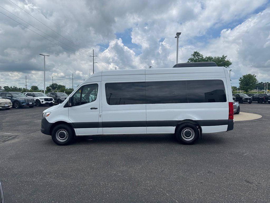 Used 2025 Mercedes-Benz Sprinter 2500 image 8