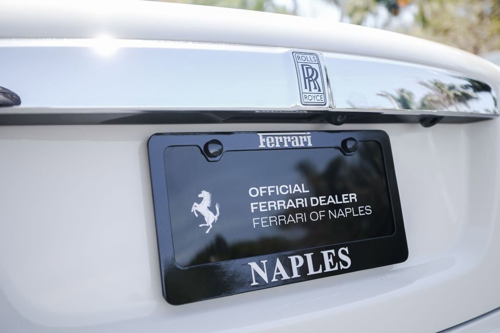 Used 2016 Rolls-Royce Dawn image 20